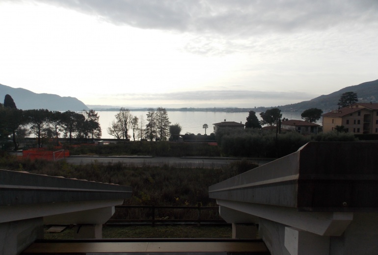 DEM23 Villa di nuova costruzione con vista panoramica a Predore, lago d'Iseo