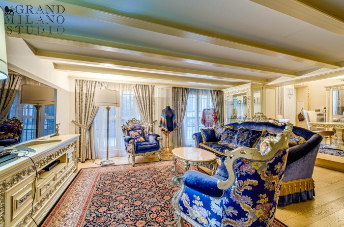 DYK014. Appartamento di 188 mq con cortiletto e terrazzo in zona NoLo