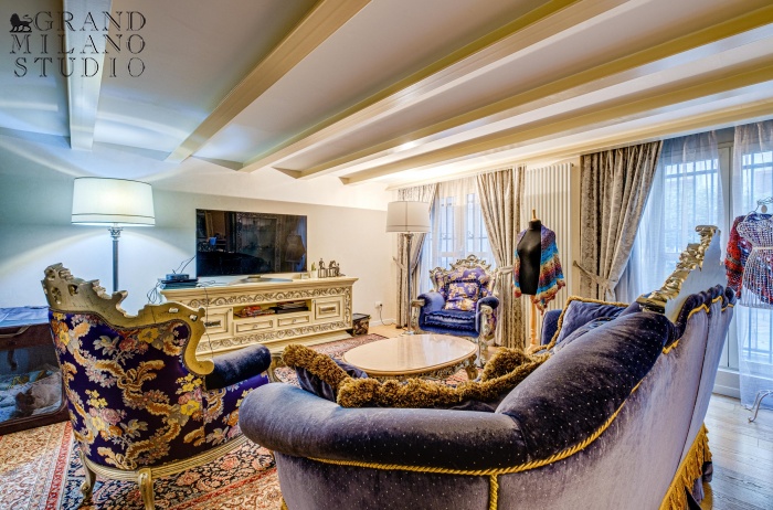 DYK014. Appartamento di 188 mq con cortiletto e terrazzo in zona NoLo