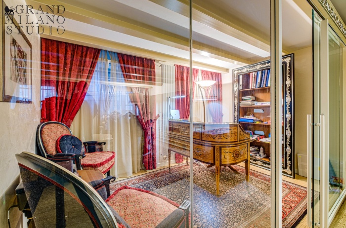 DYK014. Appartamento di 188 mq con cortiletto e terrazzo in zona NoLo