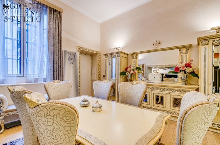 DYK014. Appartamento di 188 mq con cortiletto e terrazzo in zona NoLo