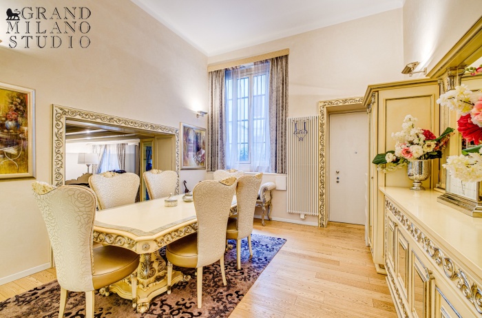 DYK014. Appartamento di 188 mq con cortiletto e terrazzo in zona NoLo