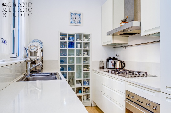 DYK014. Appartamento di 188 mq con cortiletto e terrazzo in zona NoLo