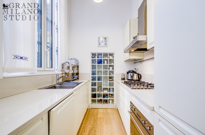 DYK014. Appartamento di 188 mq con cortiletto e terrazzo in zona NoLo