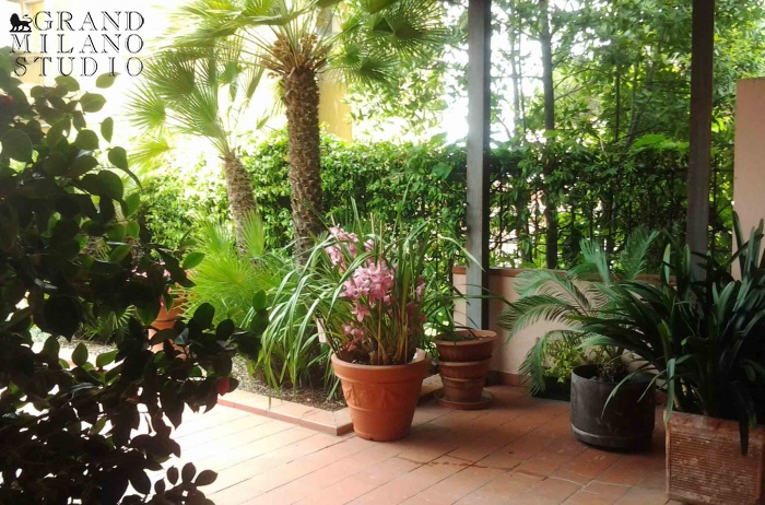 DIK235 Sanremo. Villa in prima linea con grande giardino